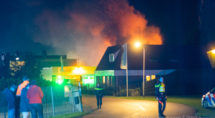 de brand is uitslaand. foto: Erik Eenkhoorn